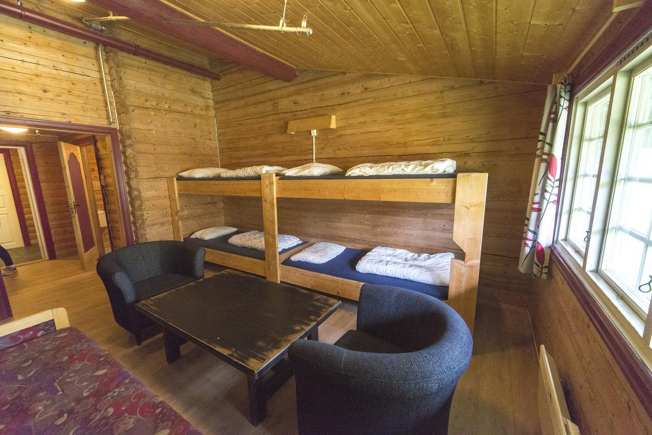 Dombas Hostel Exterior photo